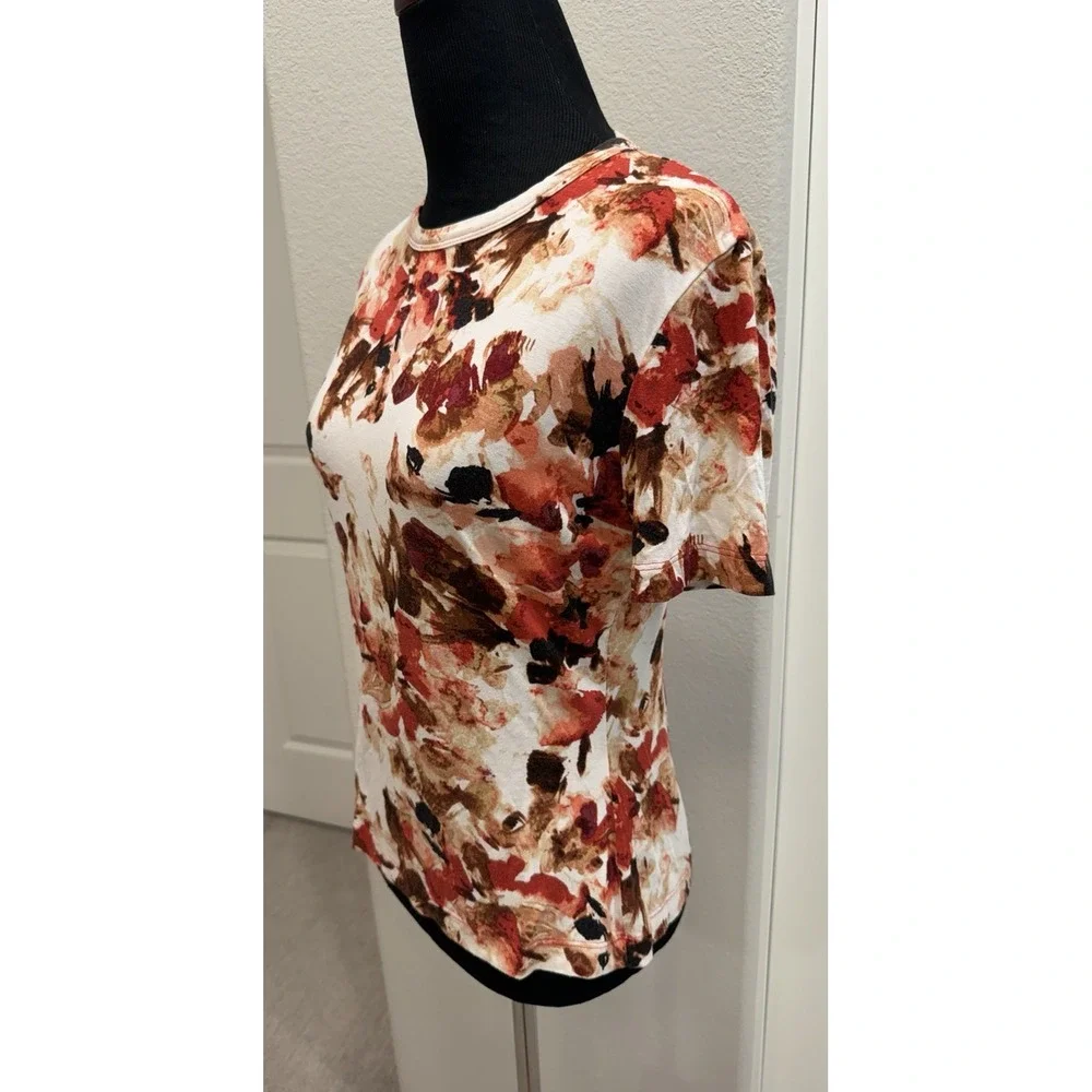 Lot of 2 St. John Tops Floral Print Crew neck & Orange/Yellow Paisley Small - Picture 3 of 11